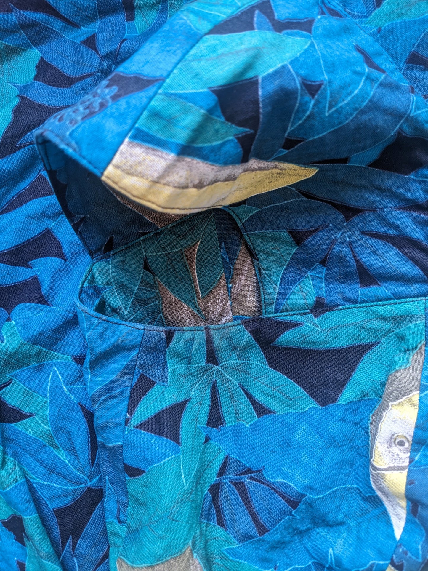 Vintage 1980s tropical pelican print dress