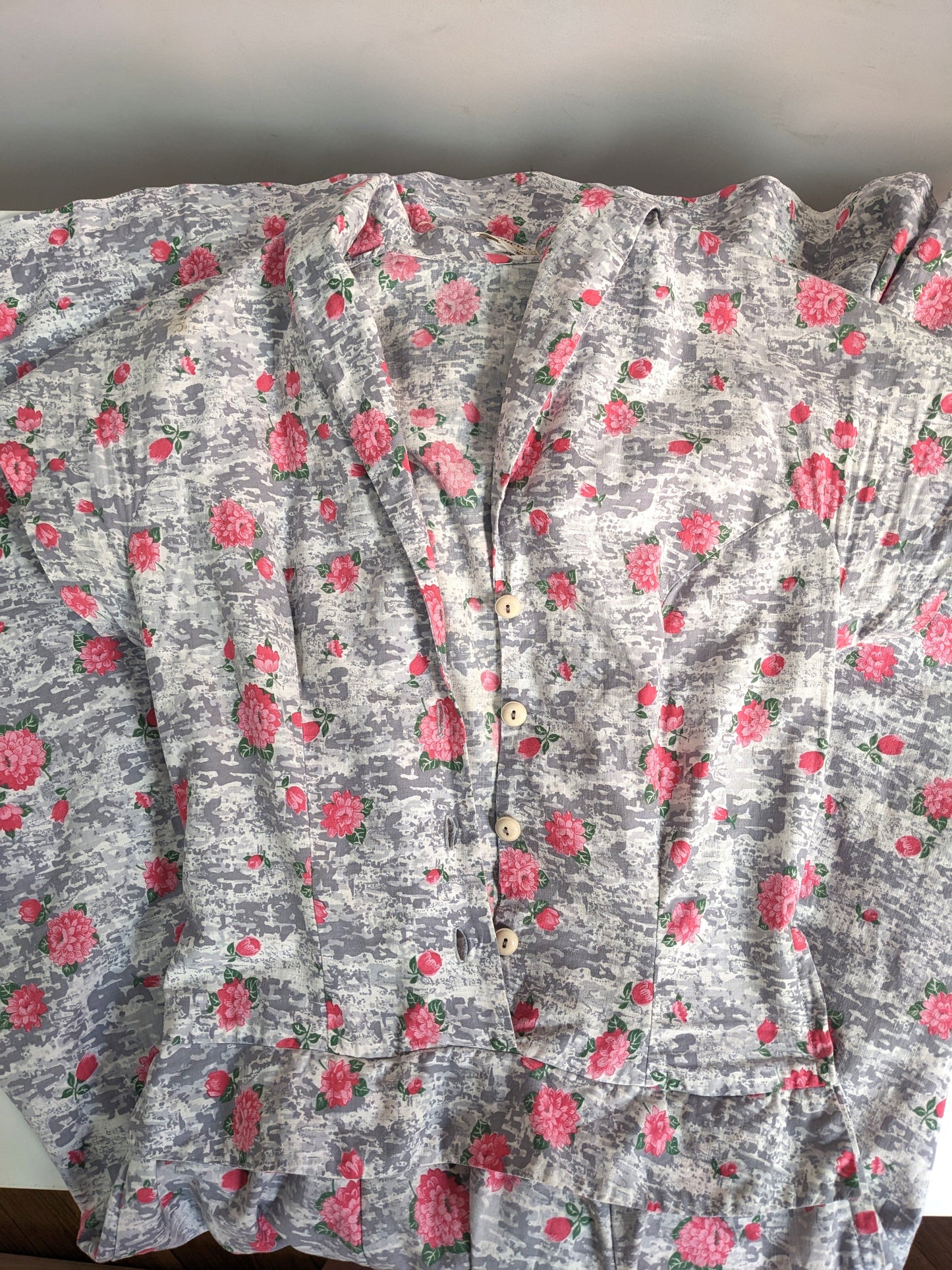 Vintage 1940s-50s floral cotton dress