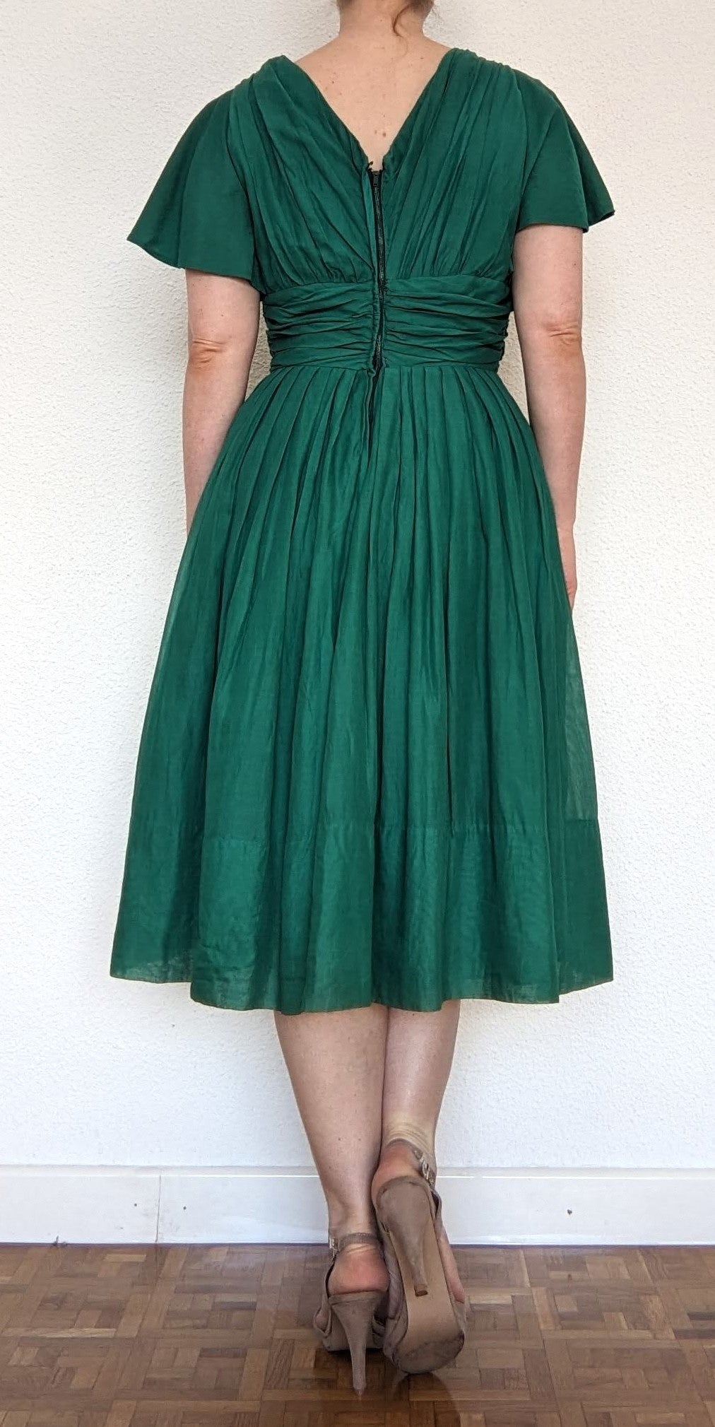 Vintage 1950s-60s green cotton dress