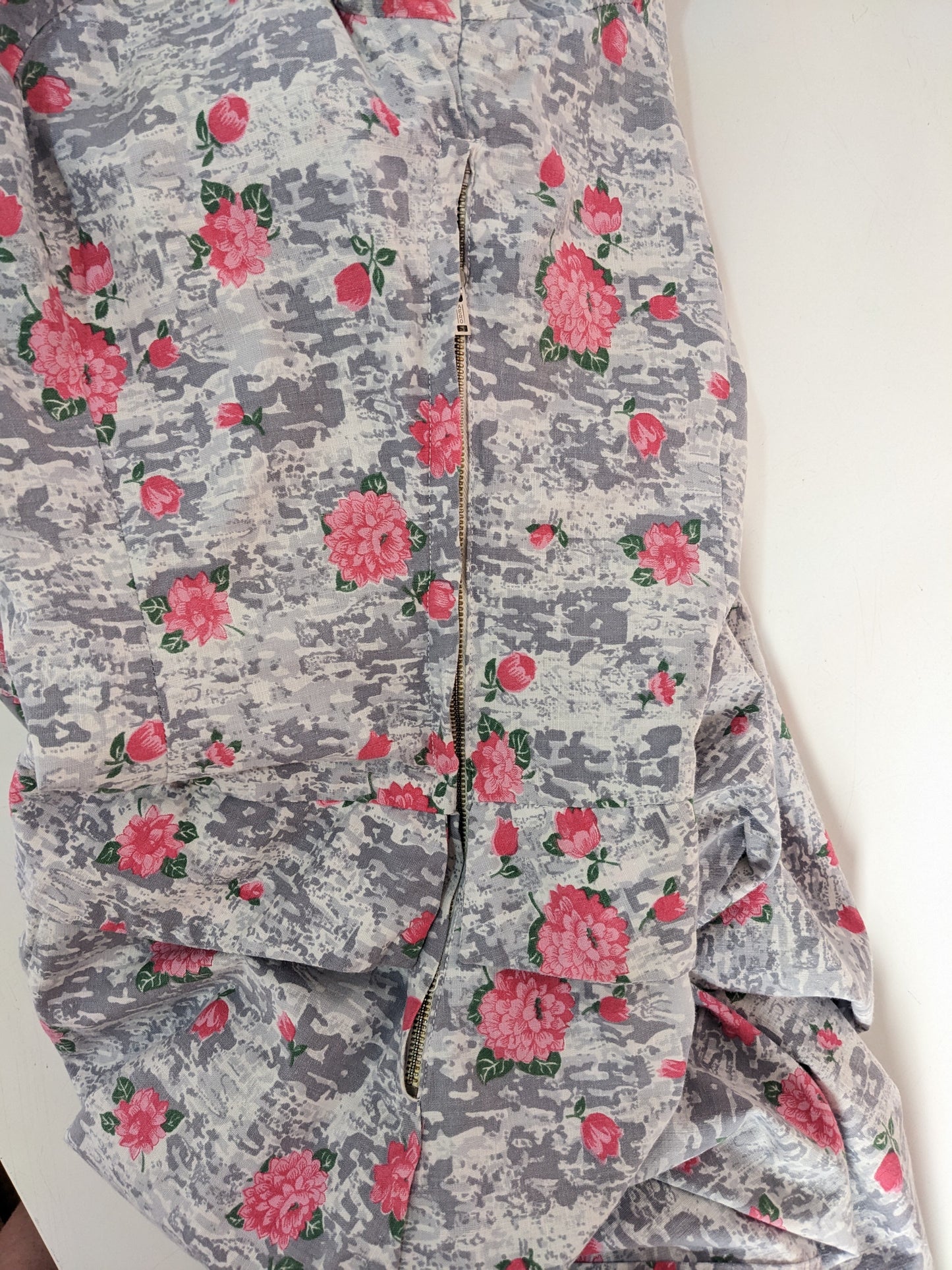 Vintage 1940s-50s floral cotton dress