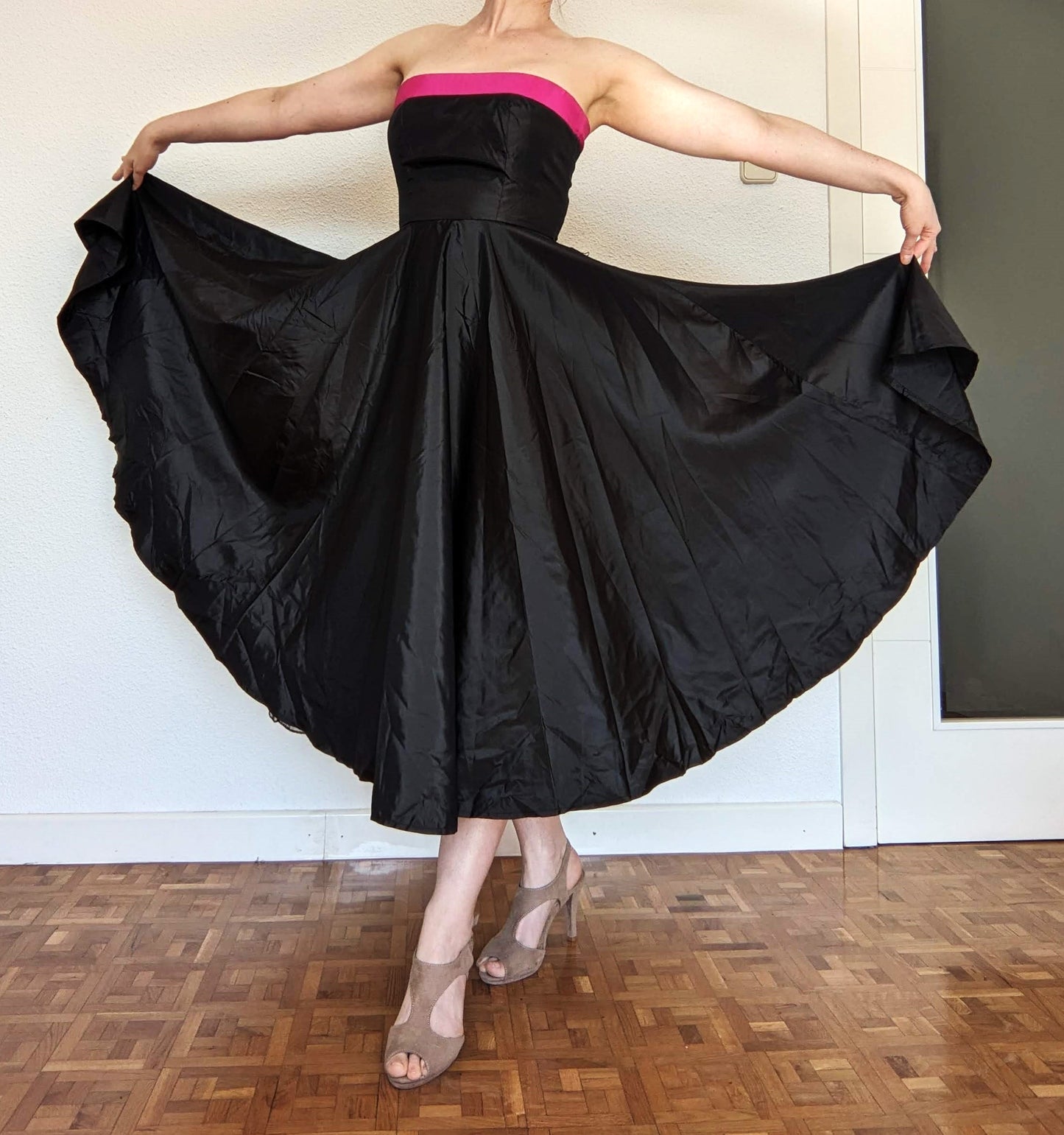 Vintage 1980s black & pink taffeta gown