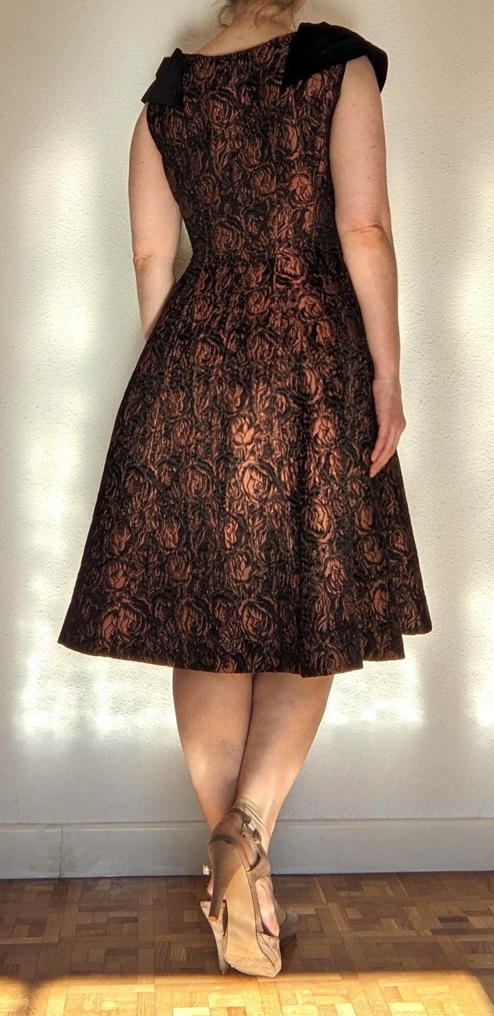 Vintage 1950s copper & black dress