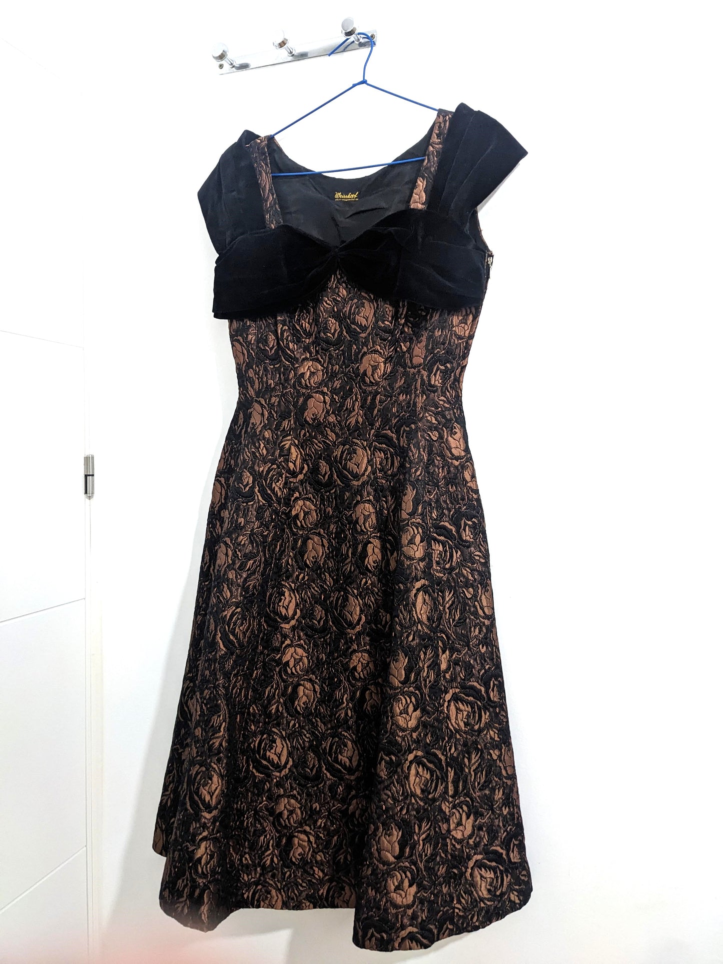Vintage 1950s copper & black dress