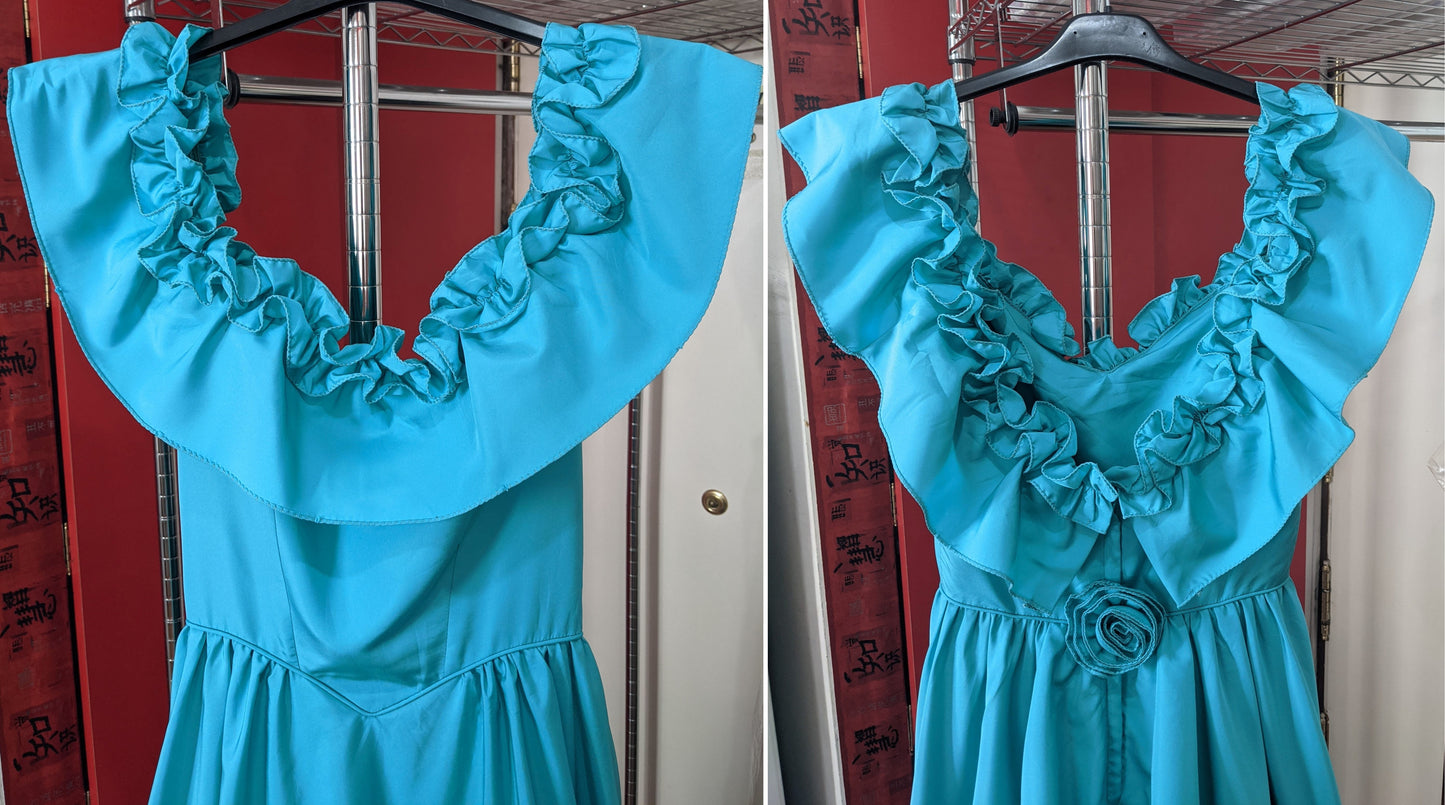 Vintage 1970s-80s aqua green ball gown