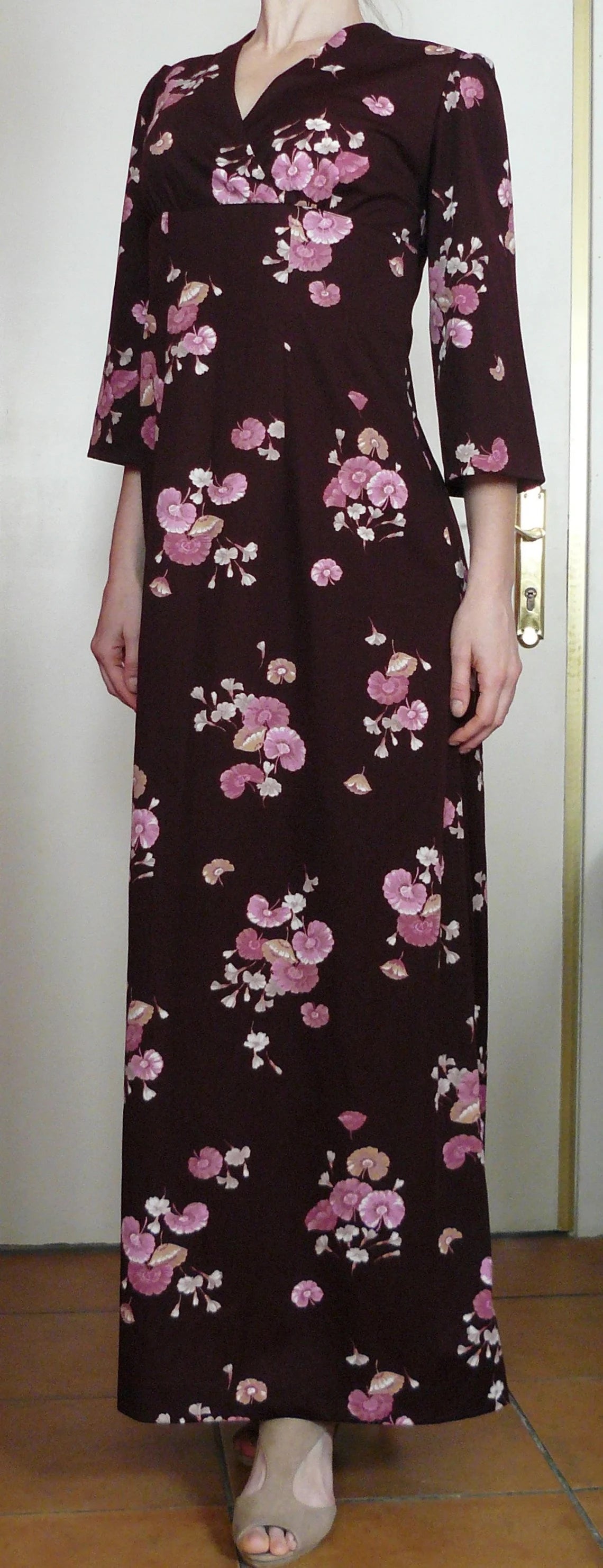 Vintage 1970s brown floral maxi dress